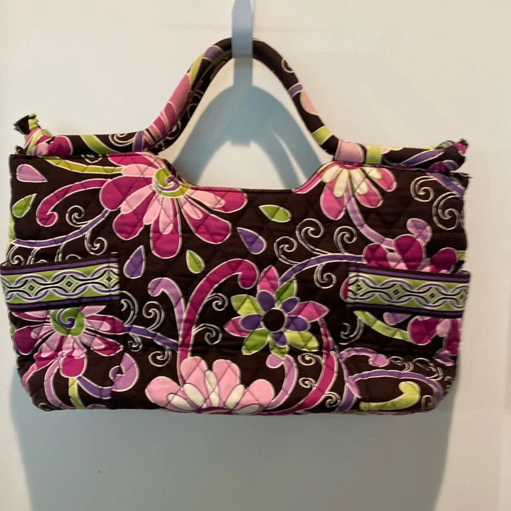 Vera Bradley Gabby Top Handle Purse in Purple Punch Floral.  Two Outside Pockets